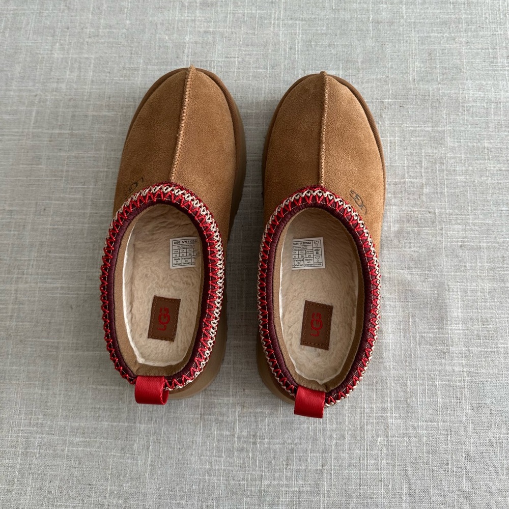 UGG Taz Slipper